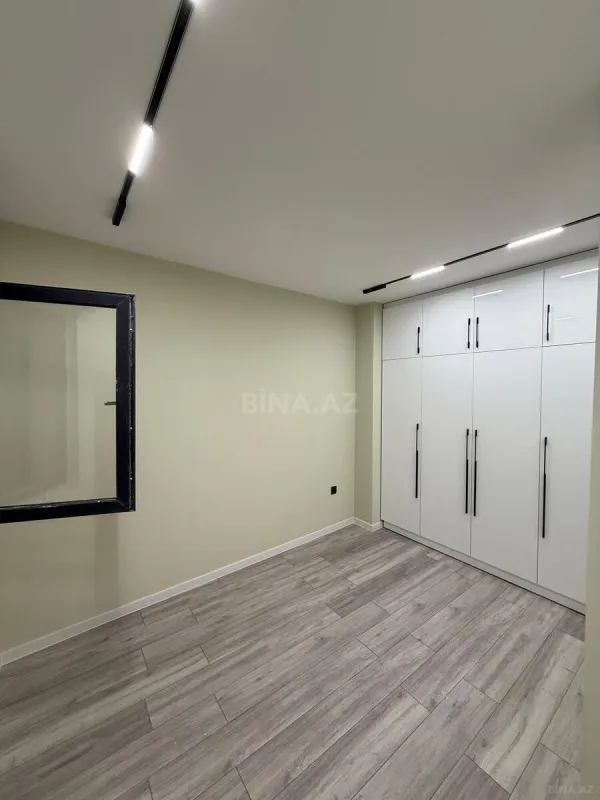 Satılır 3 otaqlı mənzil 105 m²
