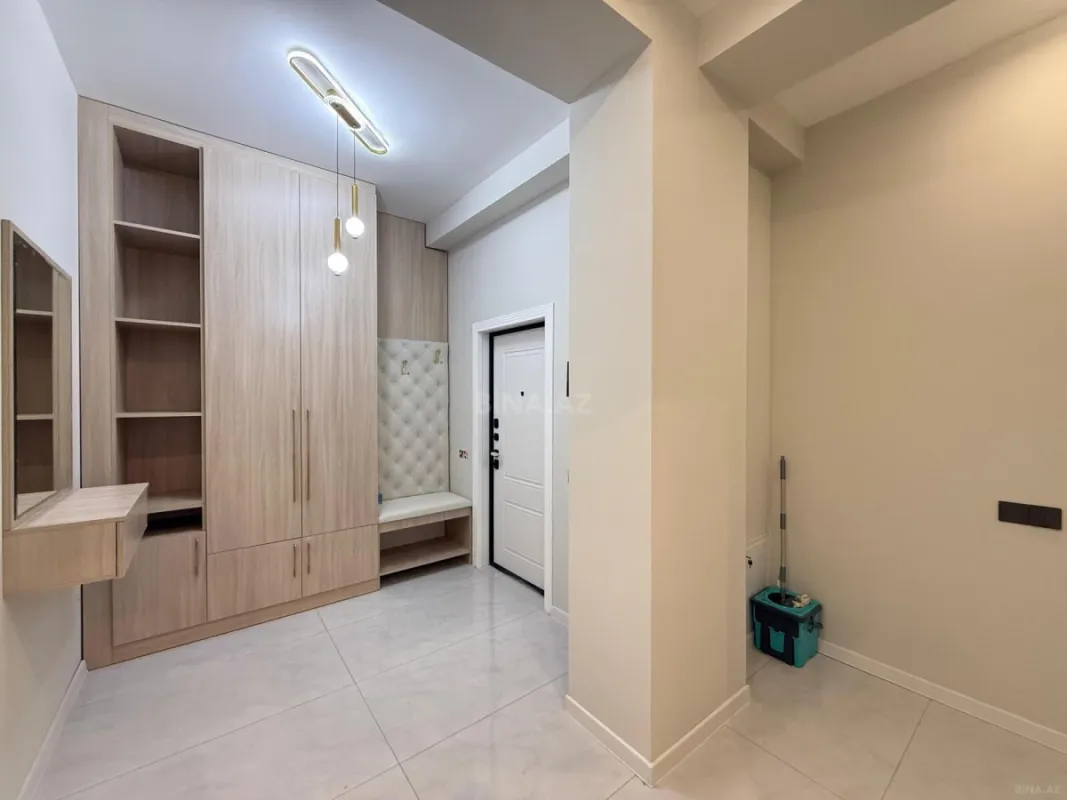 Satılır 3 otaqlı mənzil 105 m²