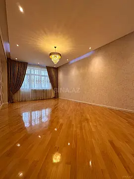 Satılır 3 otaqlı mənzil 135 m²