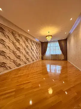 Satılır 3 otaqlı mənzil 135 m²
