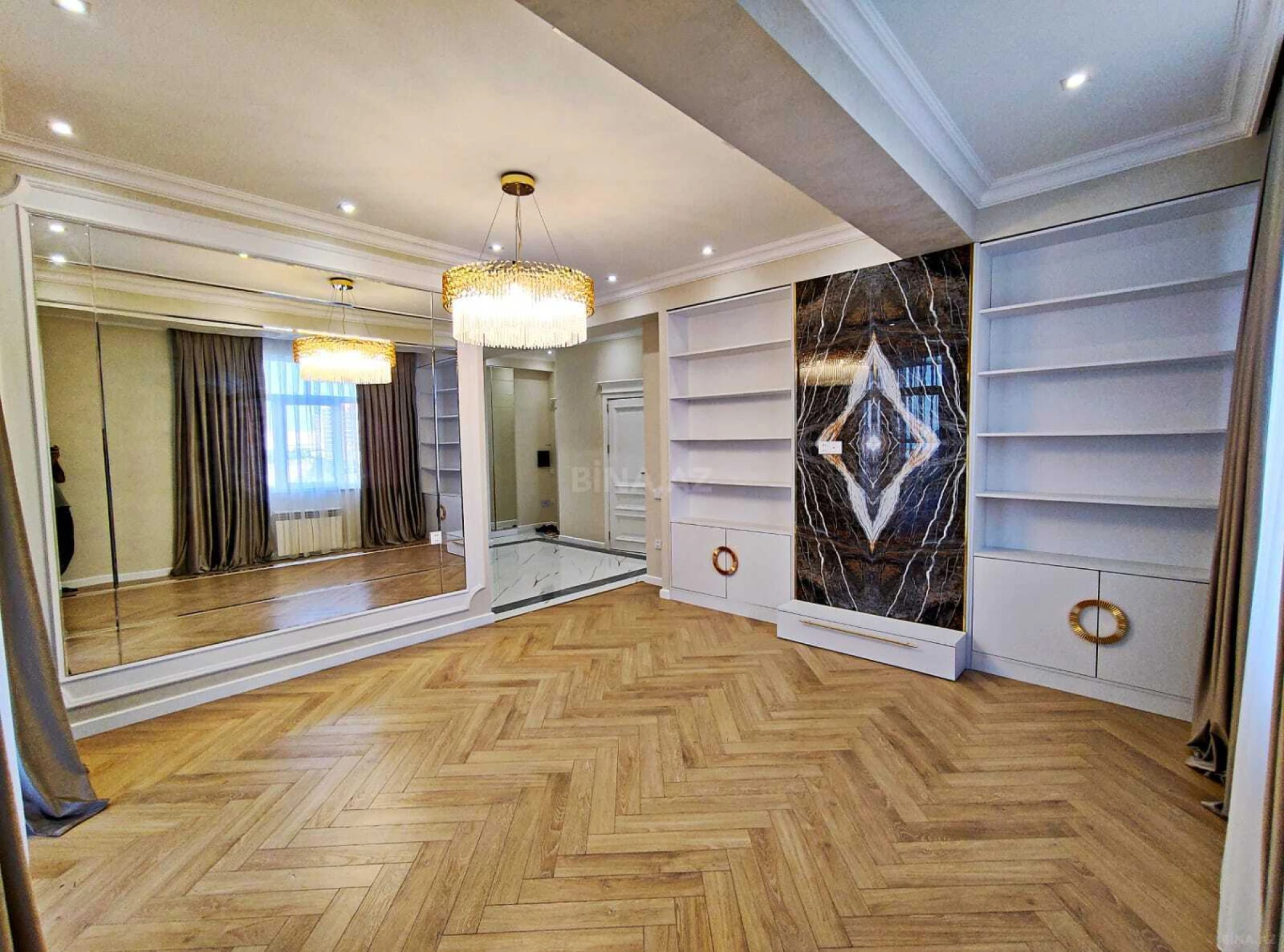 Satılır 3 otaqlı mənzil 74.5 m²