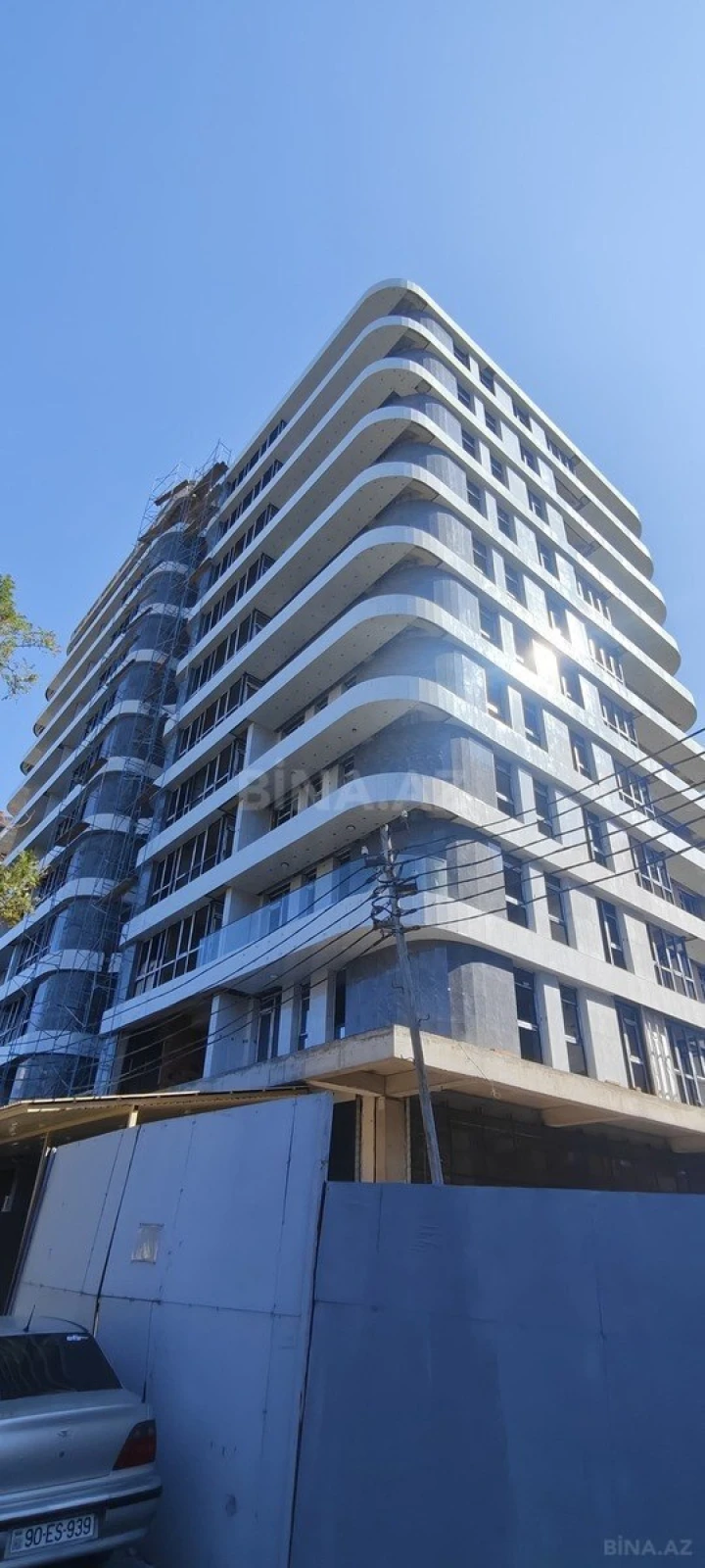 Satılır 2 otaqlı mənzil 67 m²