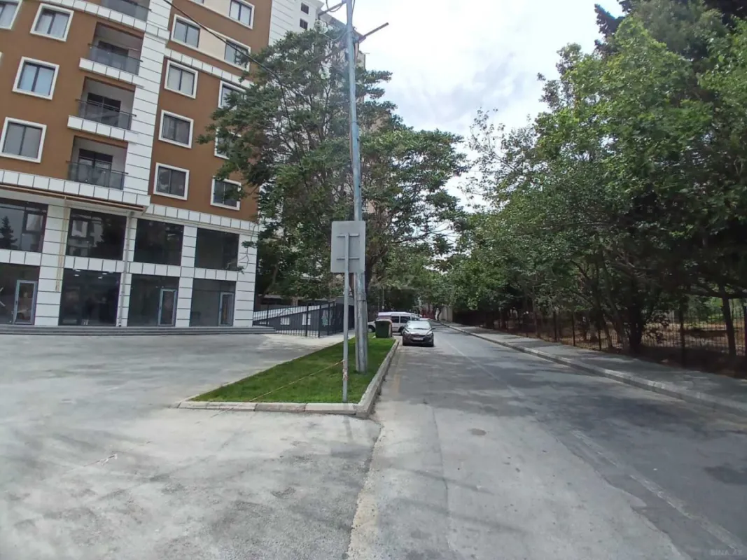 Satılır 2 otaqlı mənzil 88 m²