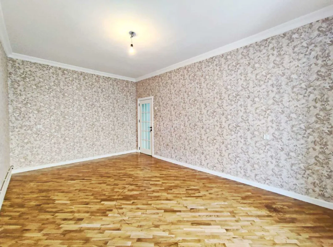 Satılır 3 otaqlı mənzil 95 m²
