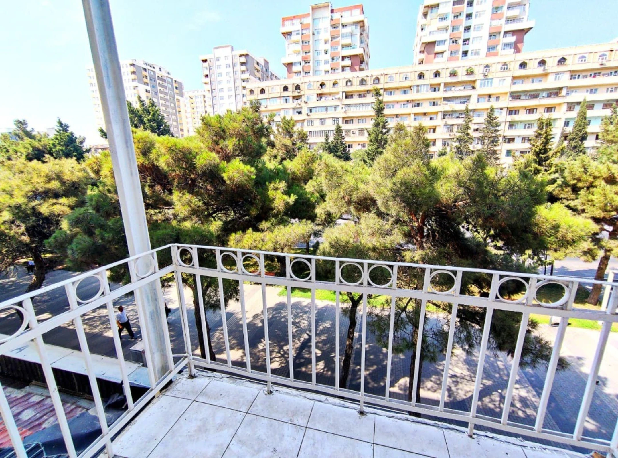 Satılır 3 otaqlı mənzil 95 m²