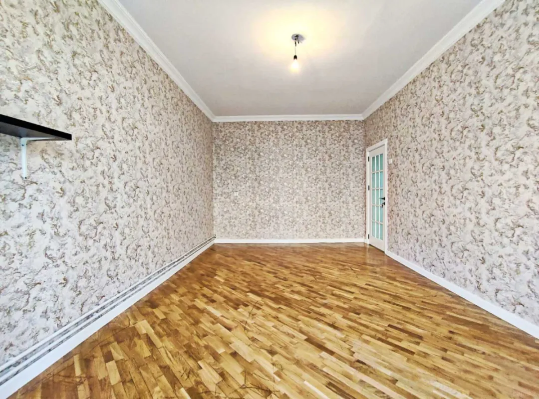 Satılır 3 otaqlı mənzil 95 m²