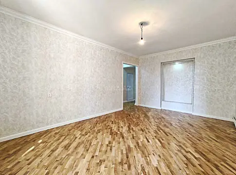 Satılır 3 otaqlı mənzil 95 m²