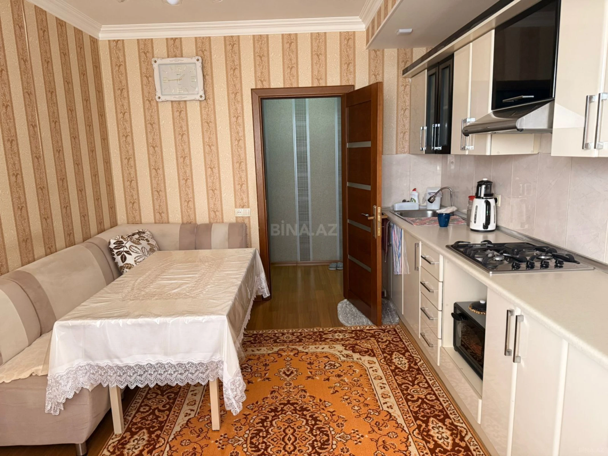 Satılır 2 otaqlı mənzil 70 m²