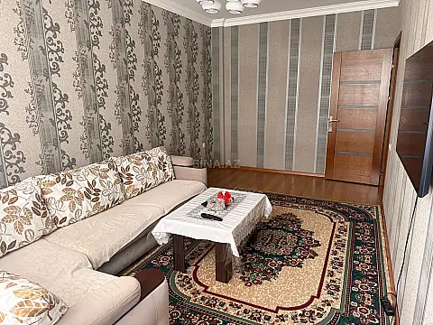 Satılır 2 otaqlı mənzil 70 m²