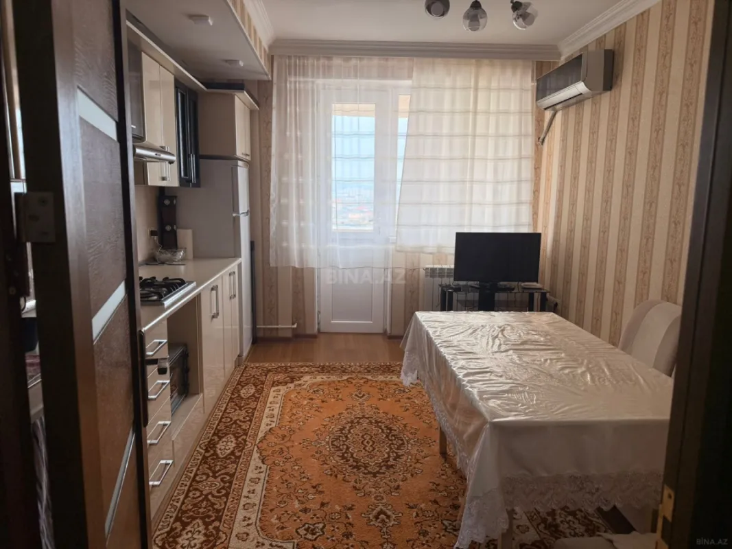 Satılır 2 otaqlı mənzil 70 m²