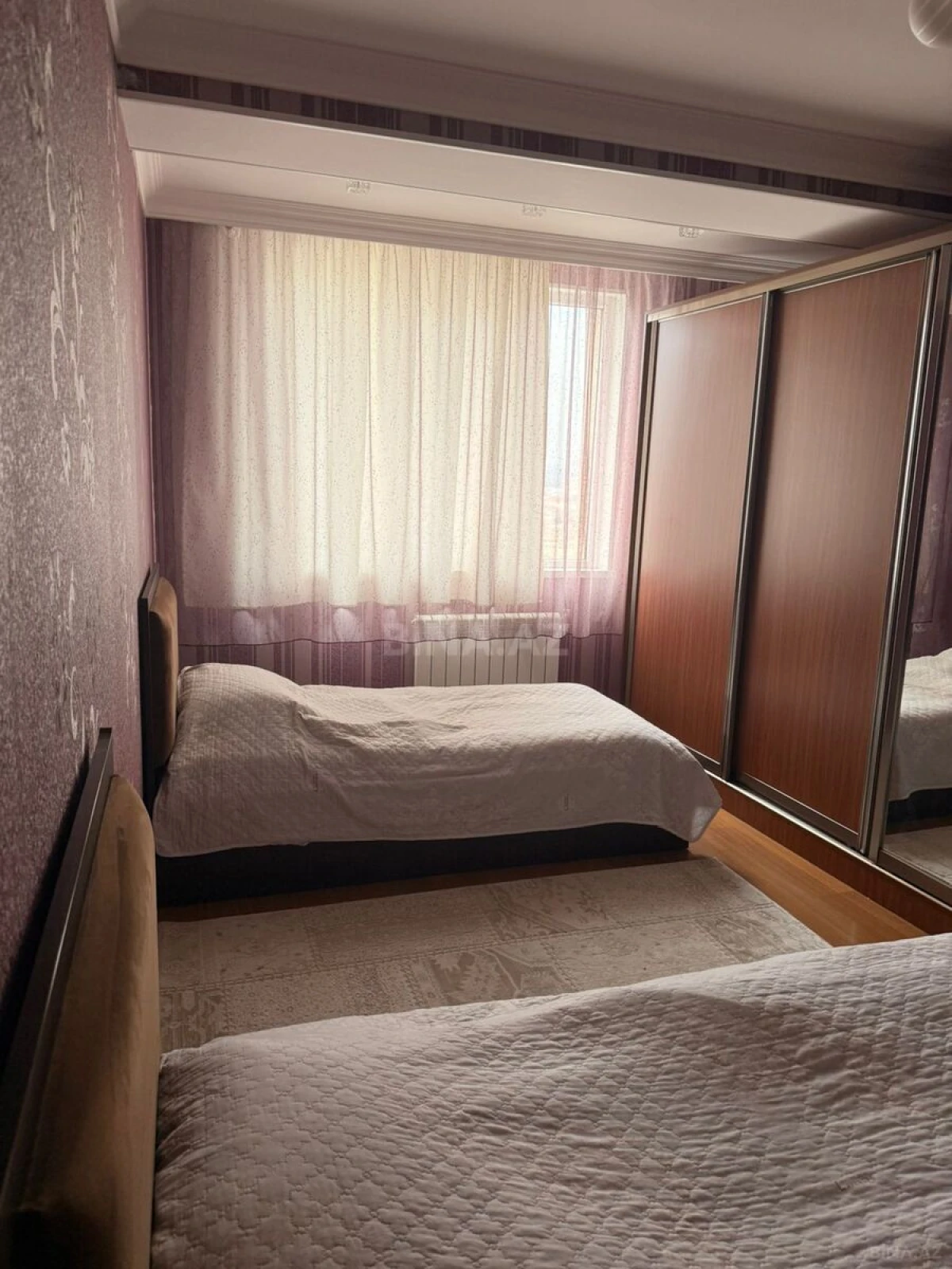 Satılır 2 otaqlı mənzil 70 m²