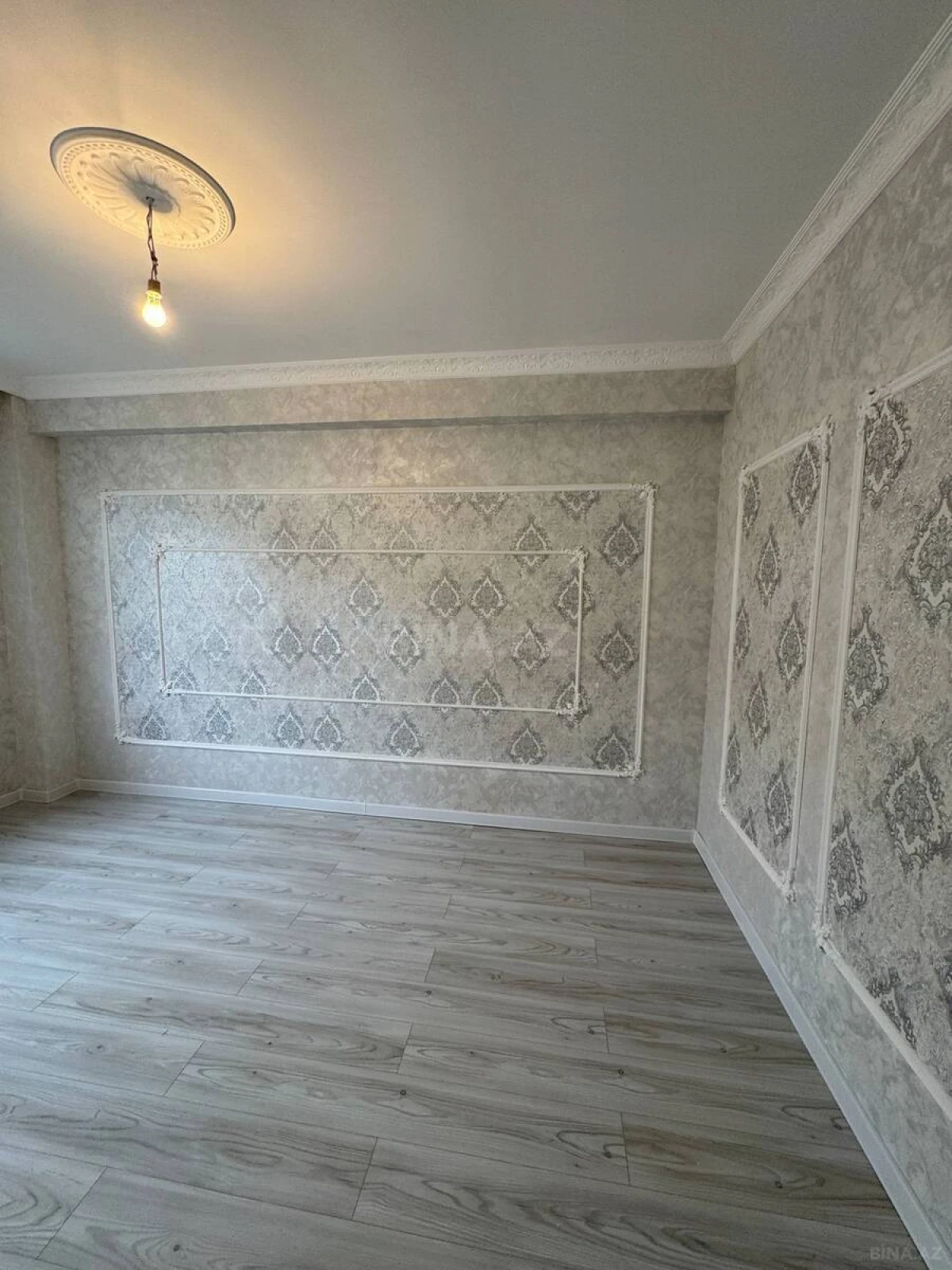 Satılır 3 otaqlı mənzil 83 m²