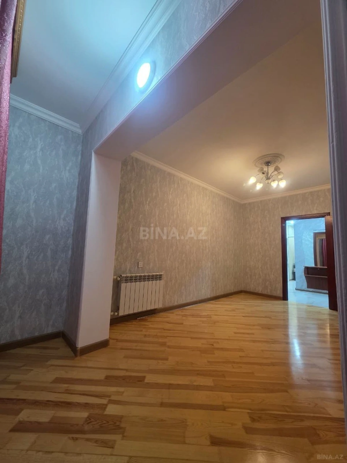 Satılır 2 otaqlı mənzil 65 m²