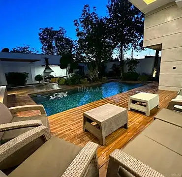 Kirayə verilir 4 otaqlı həyət evi 240 m²