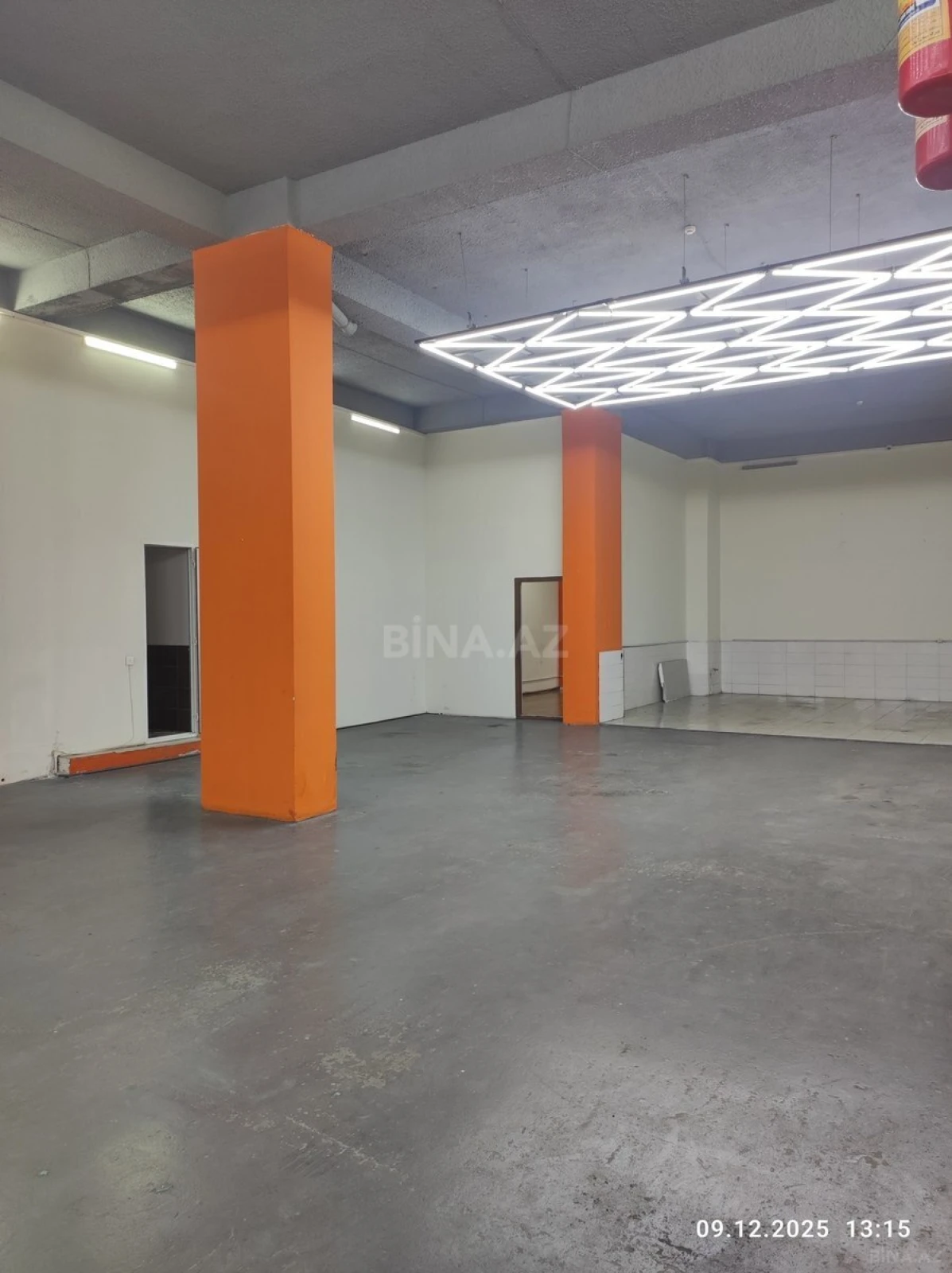 Kirayə verilir obyekt 202 m²