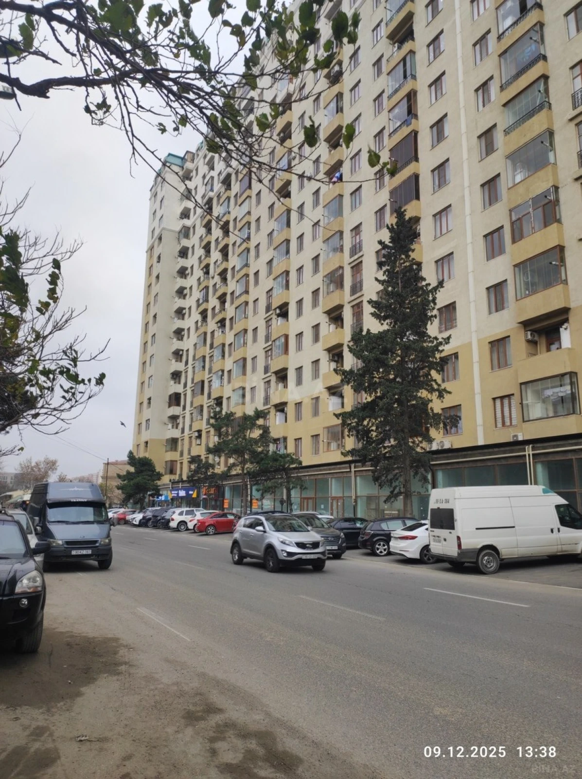 Kirayə verilir obyekt 202 m²