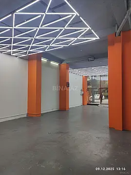 Kirayə verilir obyekt 202 m²