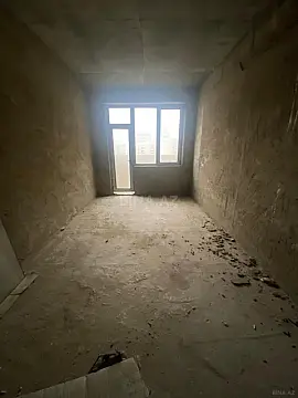 Satılır 4 otaqlı mənzil 147 m²