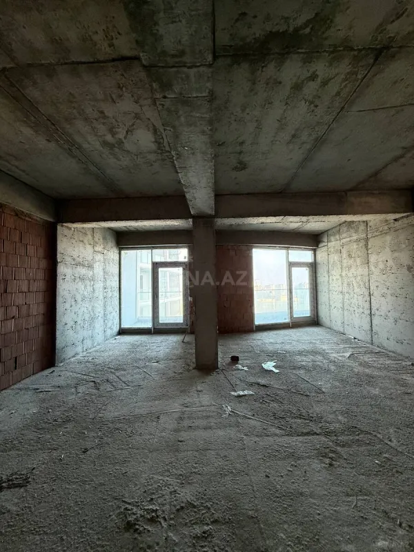 Satılır 2 otaqlı mənzil 106 m²