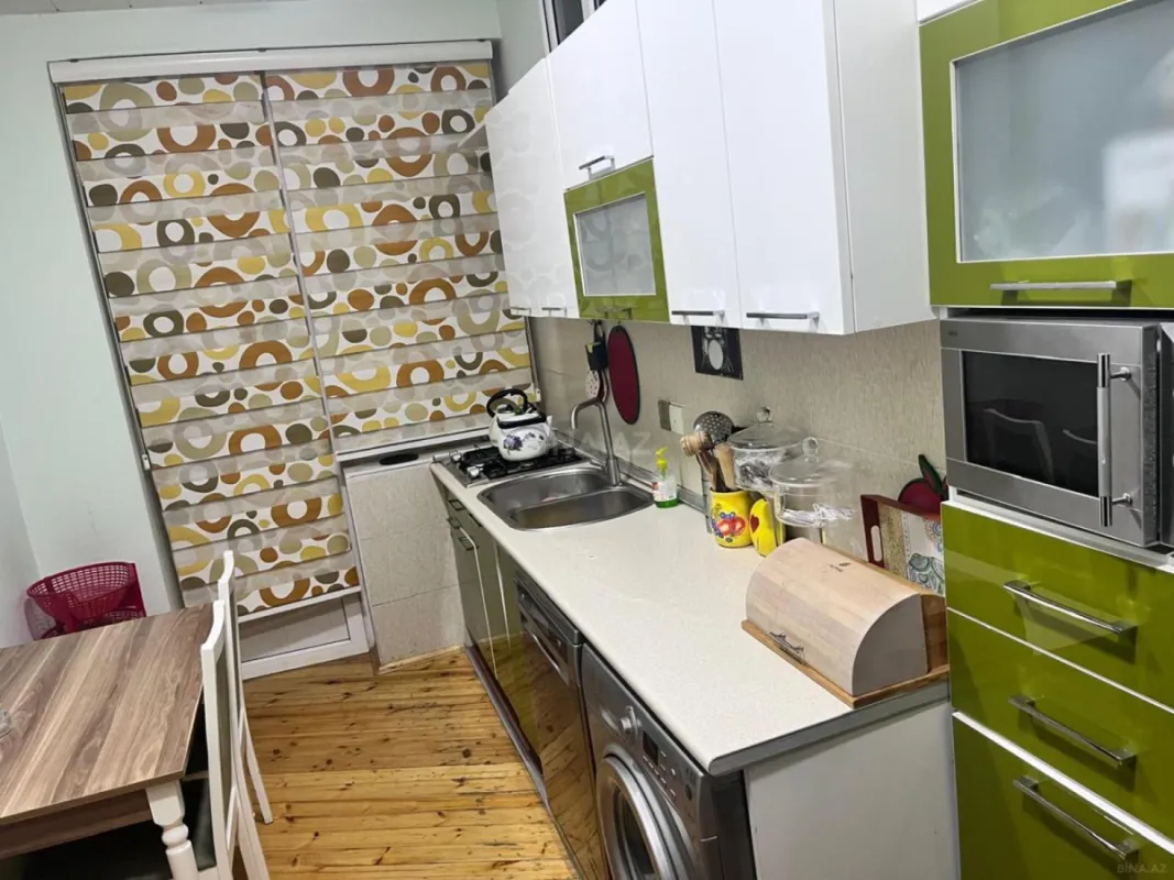 Satılır 3 otaqlı mənzil 84 m²