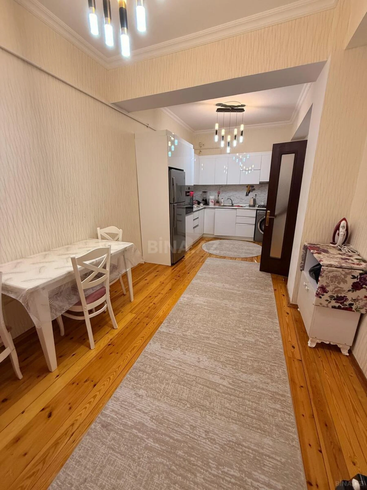 Satılır 2 otaqlı mənzil 90 m²