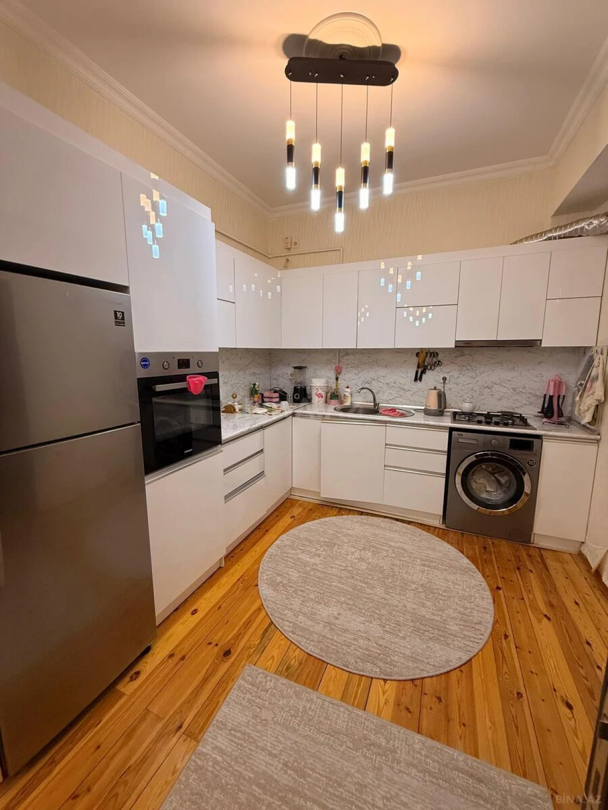 Satılır 2 otaqlı mənzil 90 m²