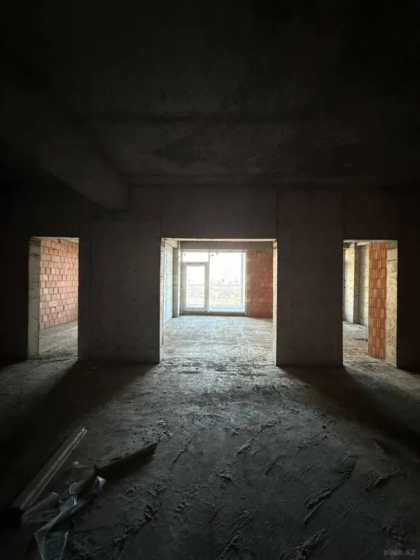 Satılır 3 otaqlı mənzil 119 m²