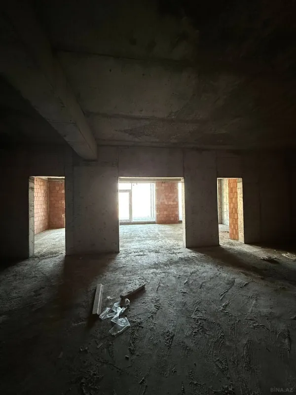 Satılır 3 otaqlı mənzil 119 m²