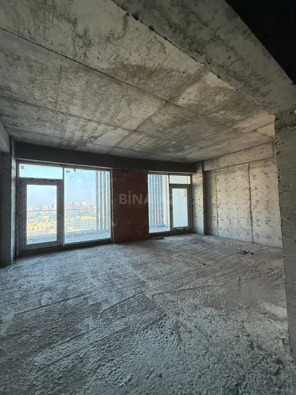 Satılır 3 otaqlı mənzil 119 m²