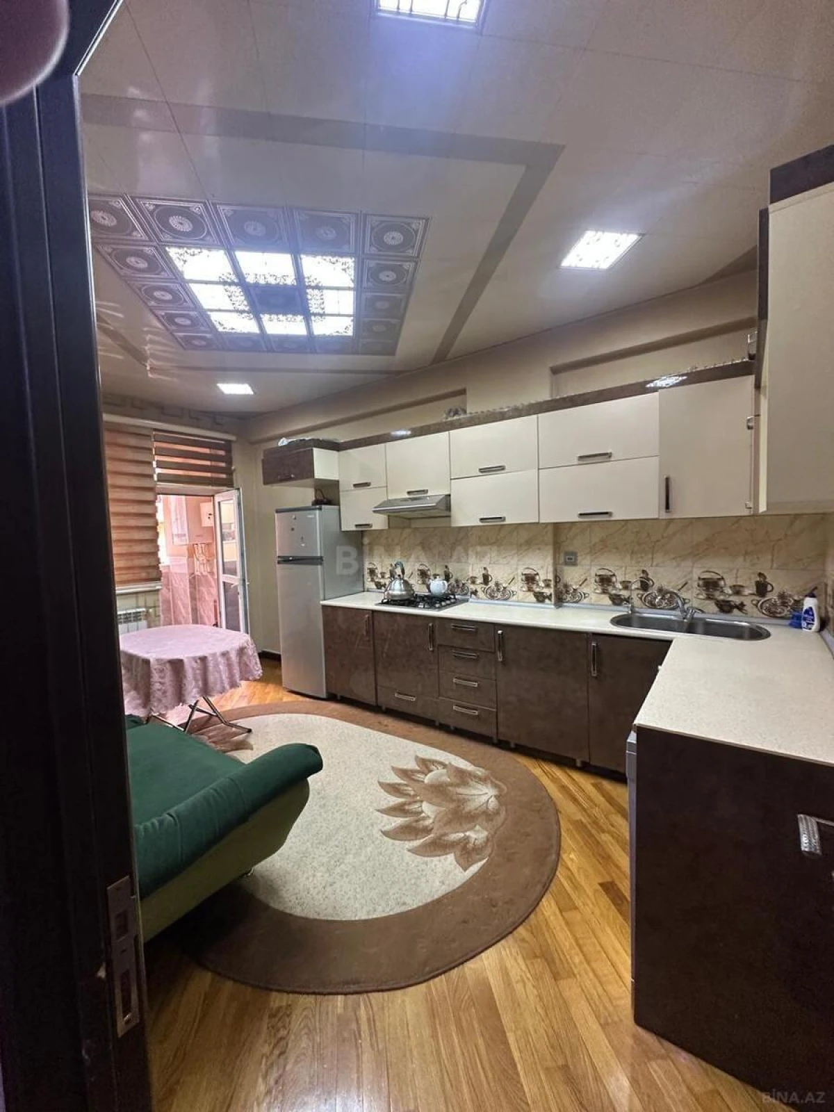 Satılır 3 otaqlı mənzil 130 m²