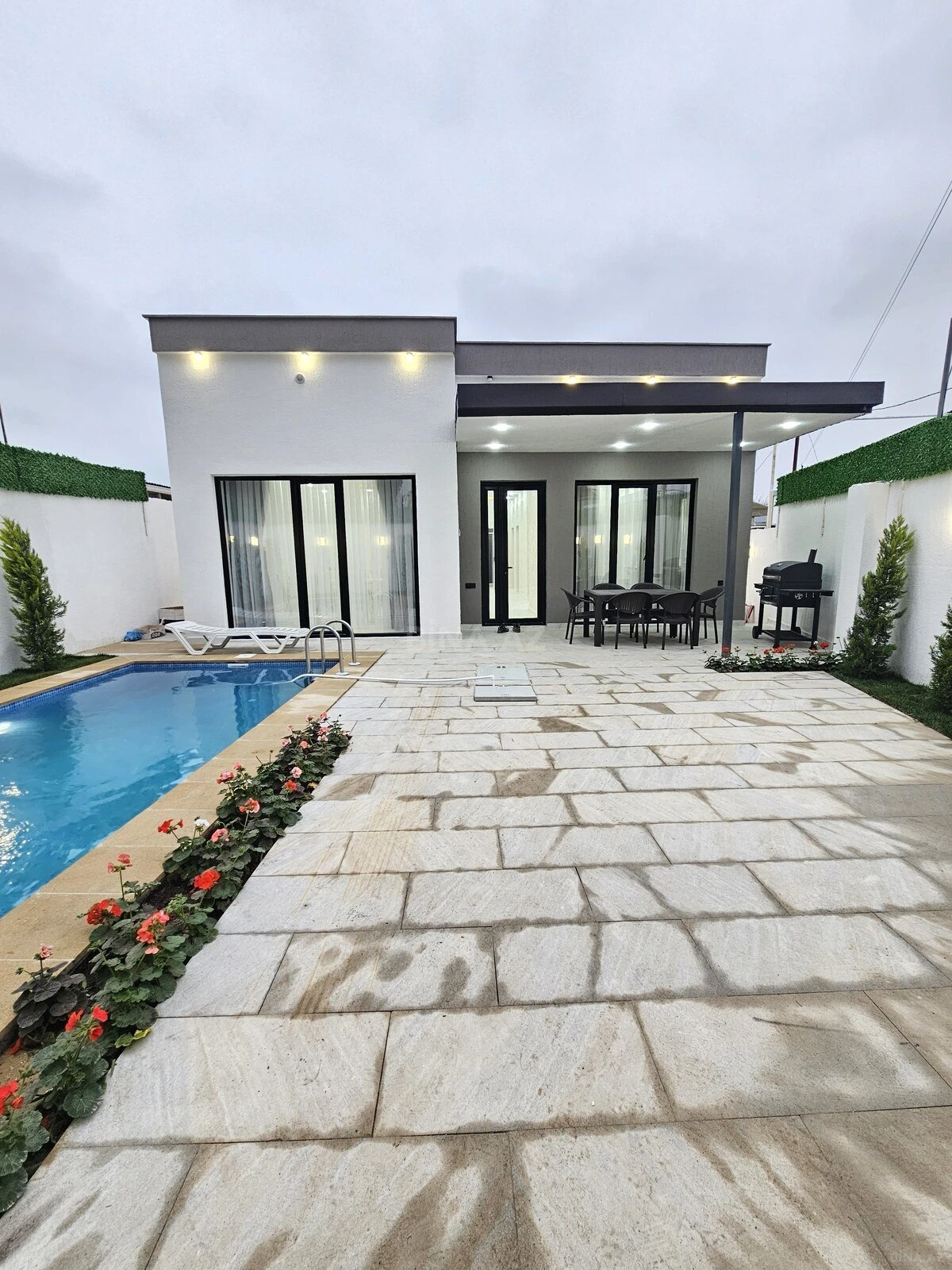 Satılır 4 otaqlı həyət evi 110 m²