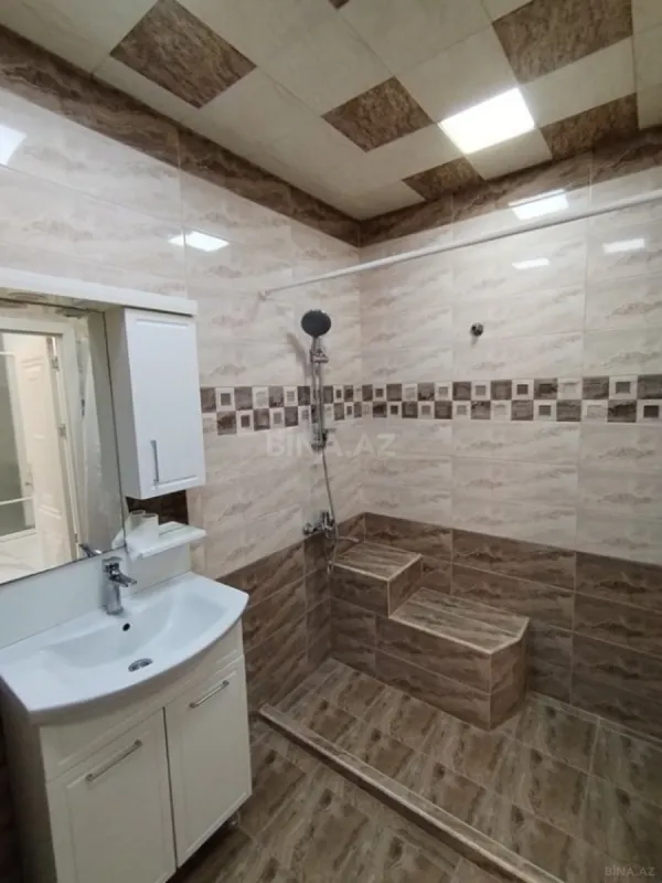 Satılır 2 otaqlı mənzil 70 m²