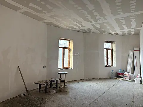 Satılır 3 otaqlı həyət evi 80 m²