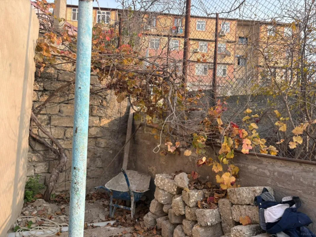 Satılır 3 otaqlı həyət evi 80 m²