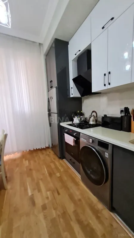 Satılır 2 otaqlı mənzil 65 m²
