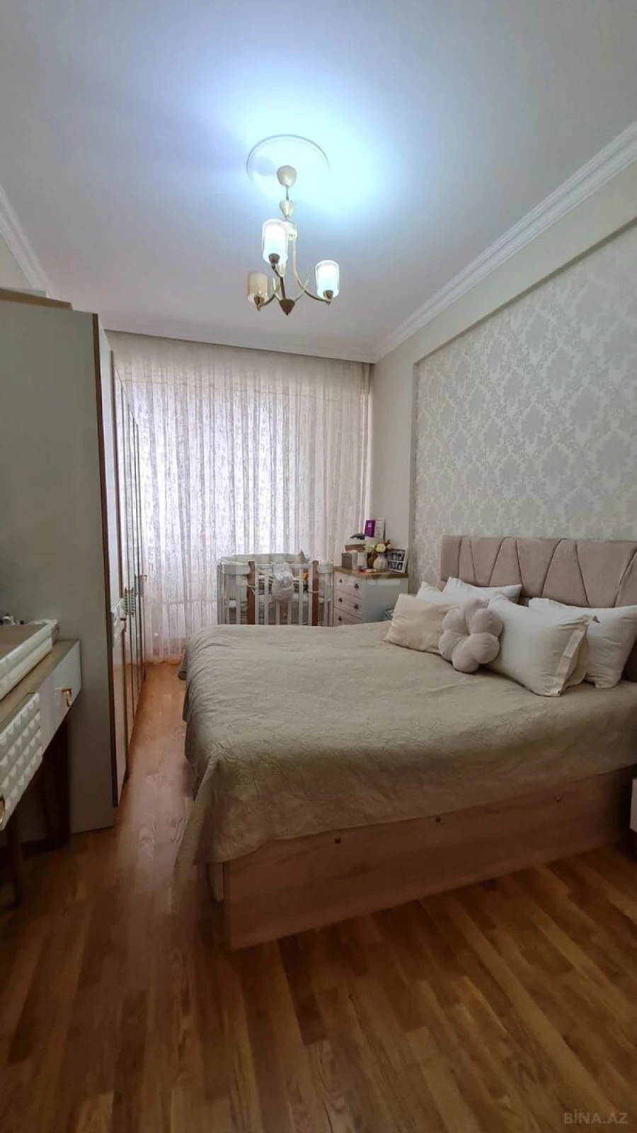 Satılır 2 otaqlı mənzil 65 m²