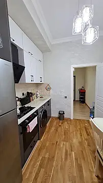 Satılır 2 otaqlı mənzil 65 m²