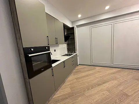 Satılır 2 otaqlı mənzil 64 m²