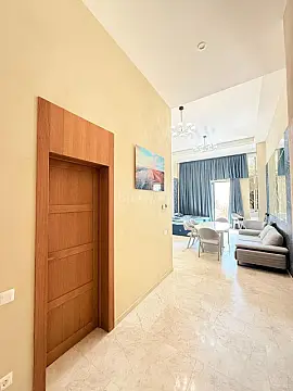 Satılır 2 otaqlı mənzil 99.5 m²