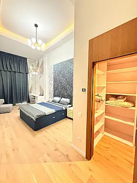 Satılır 2 otaqlı mənzil 99.5 m²