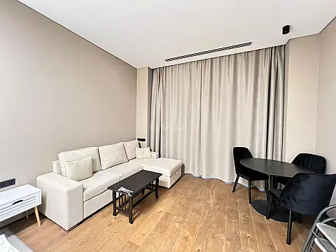 Satılır 1 otaqlı mənzil 52 m²