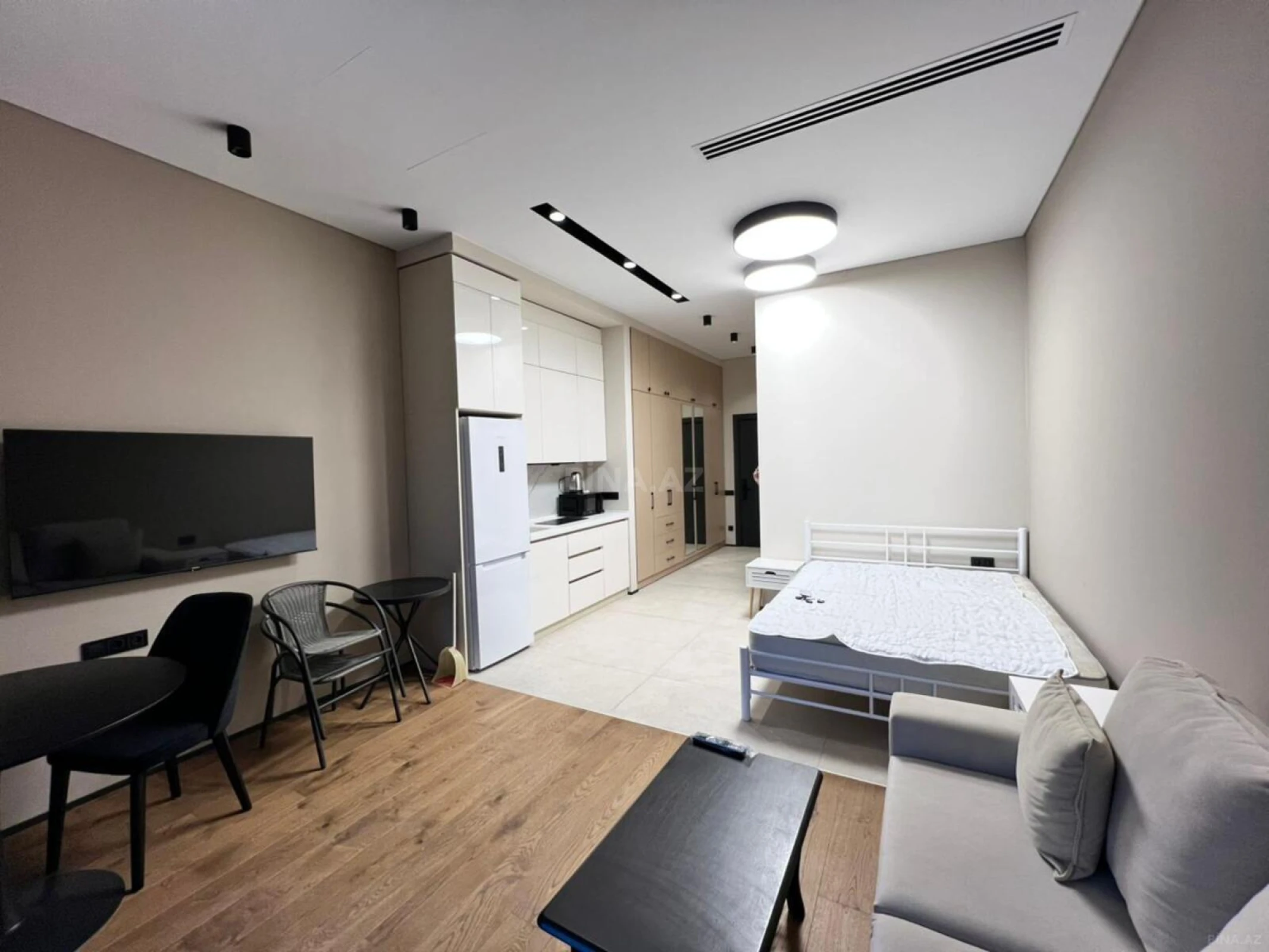 Satılır 1 otaqlı mənzil 52 m²