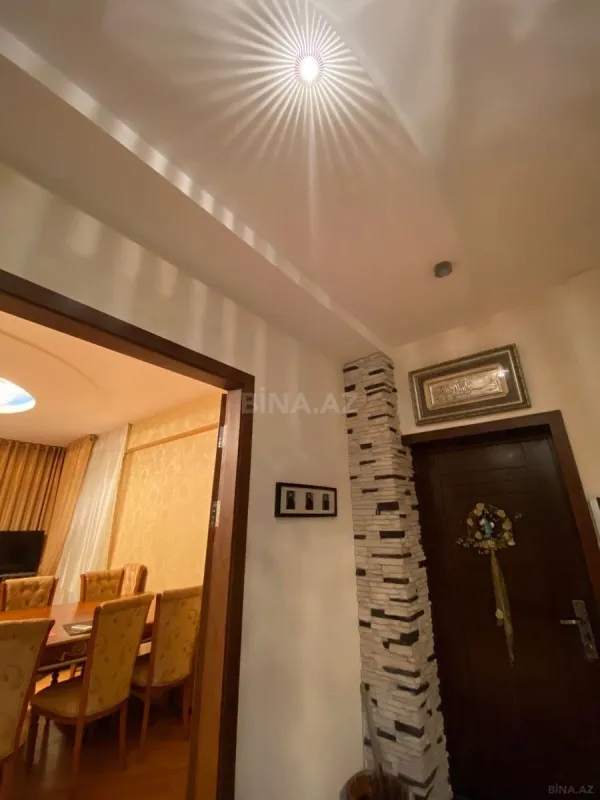 Satılır 3 otaqlı mənzil 110 m²