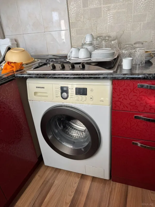 Kirayə verilir 2 otaqlı mənzil 55 m²