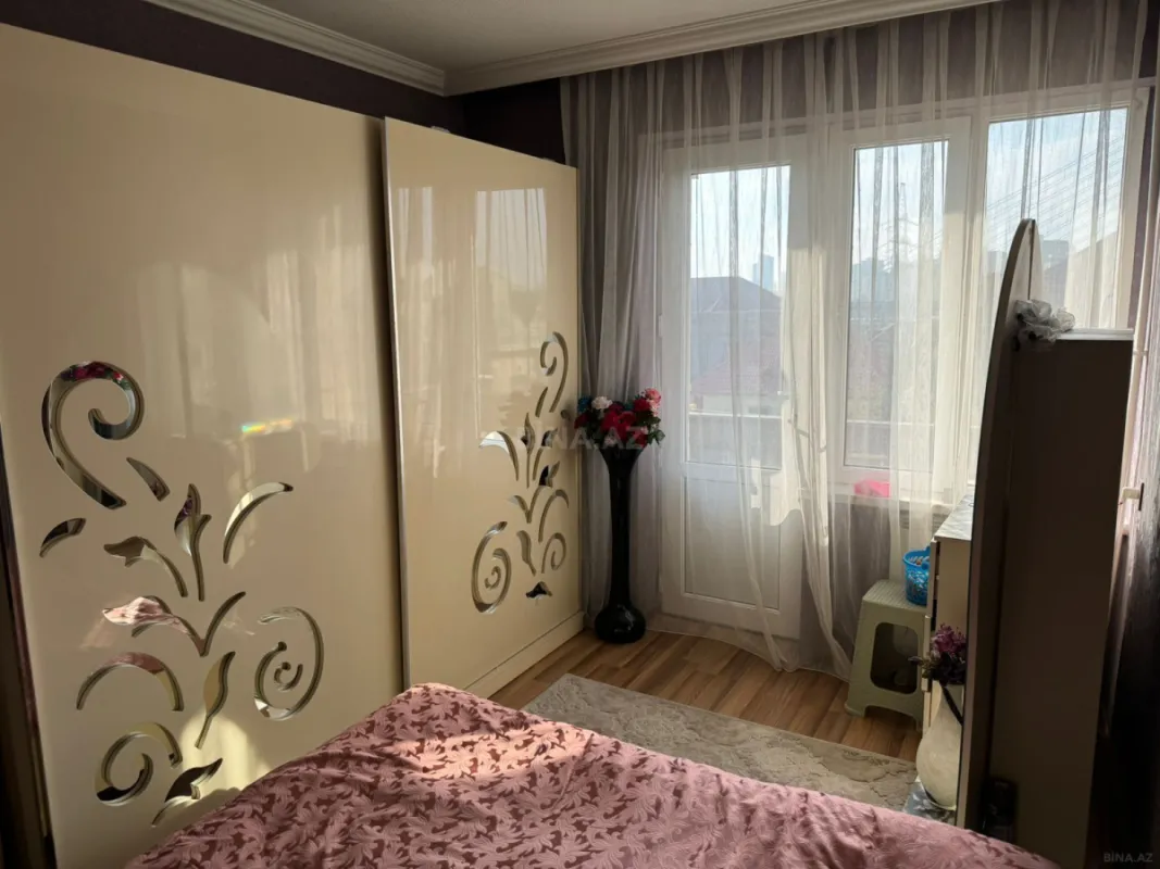 Kirayə verilir 2 otaqlı mənzil 55 m²