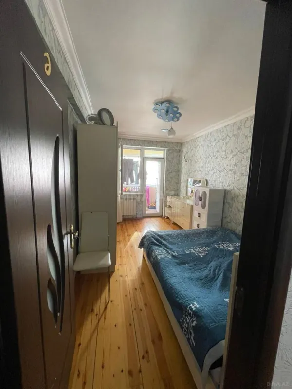 Satılır 3 otaqlı mənzil 115 m²