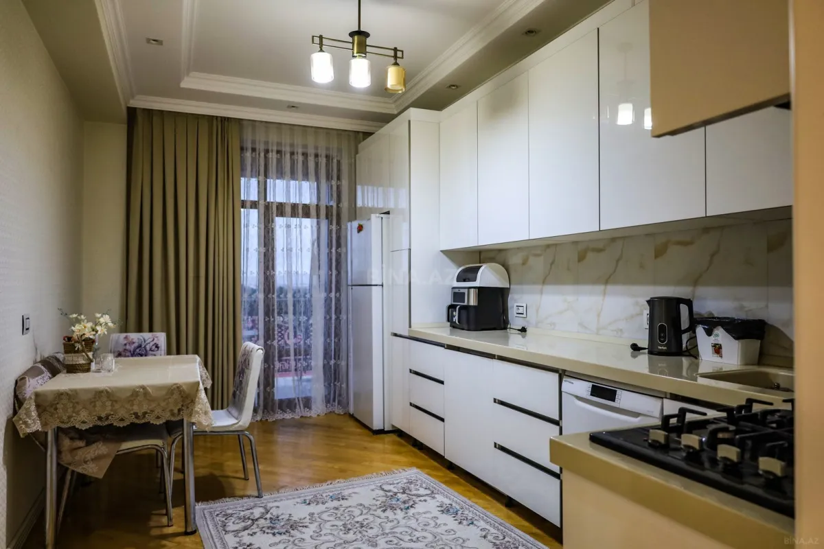 Satılır 3 otaqlı mənzil 112.5 m²