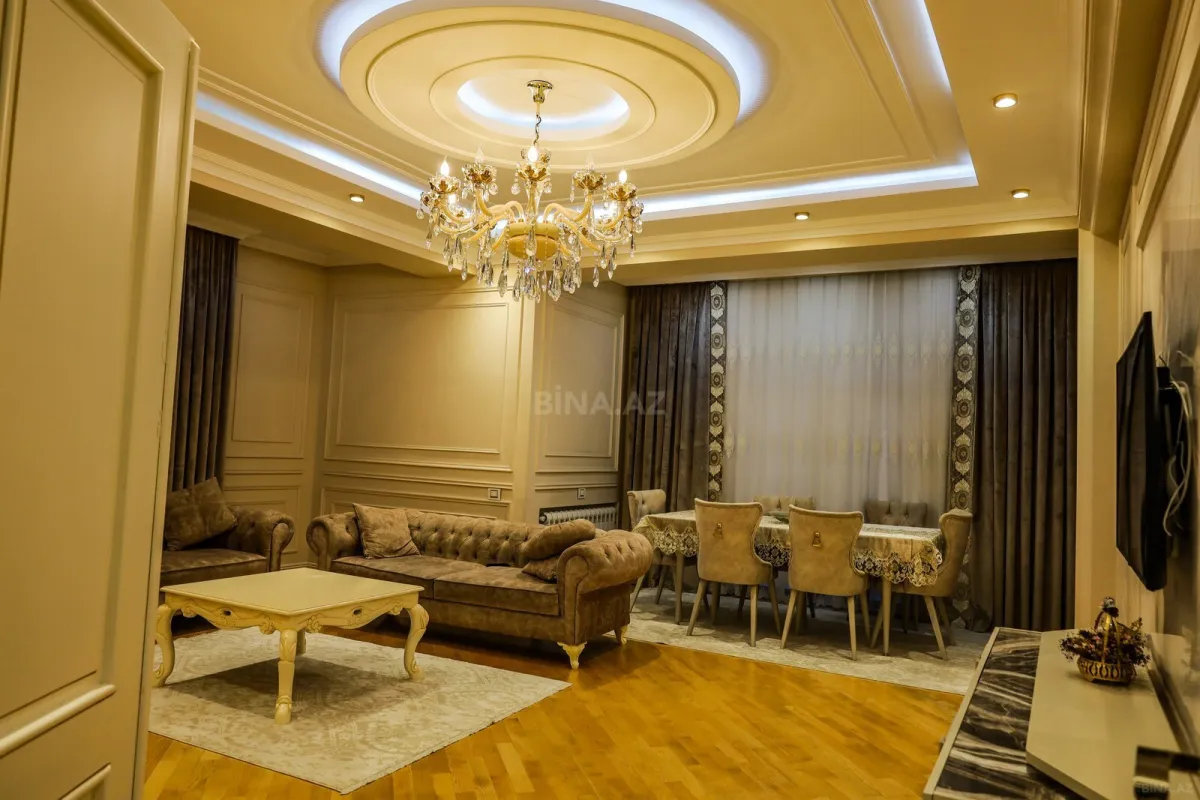 Satılır 3 otaqlı mənzil 112.5 m²