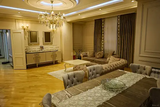 Satılır 3 otaqlı mənzil 112.5 m²