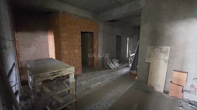Satılır 4 otaqlı mənzil 185 m² — Bakı, Nizami 4 otaq 185.00 m²